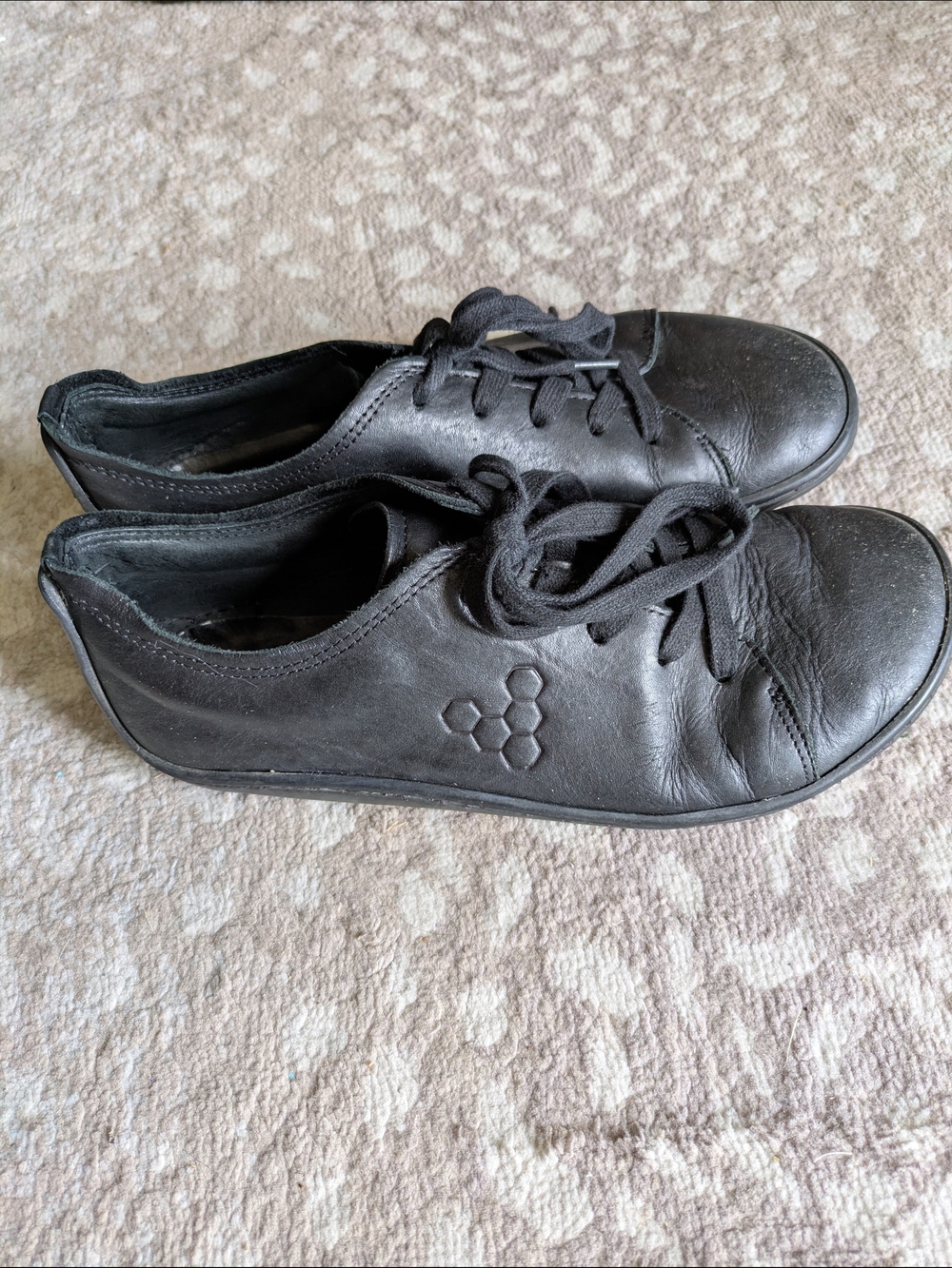 Vivo Barefoot Black Leather Lace-Up Women's Sneakers